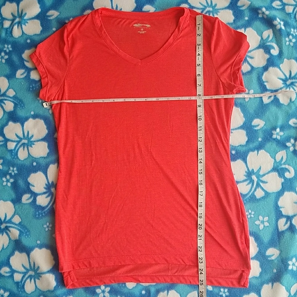 🌊 3/$15 NWOT Cascade Sport Top - Picture 8 of 8